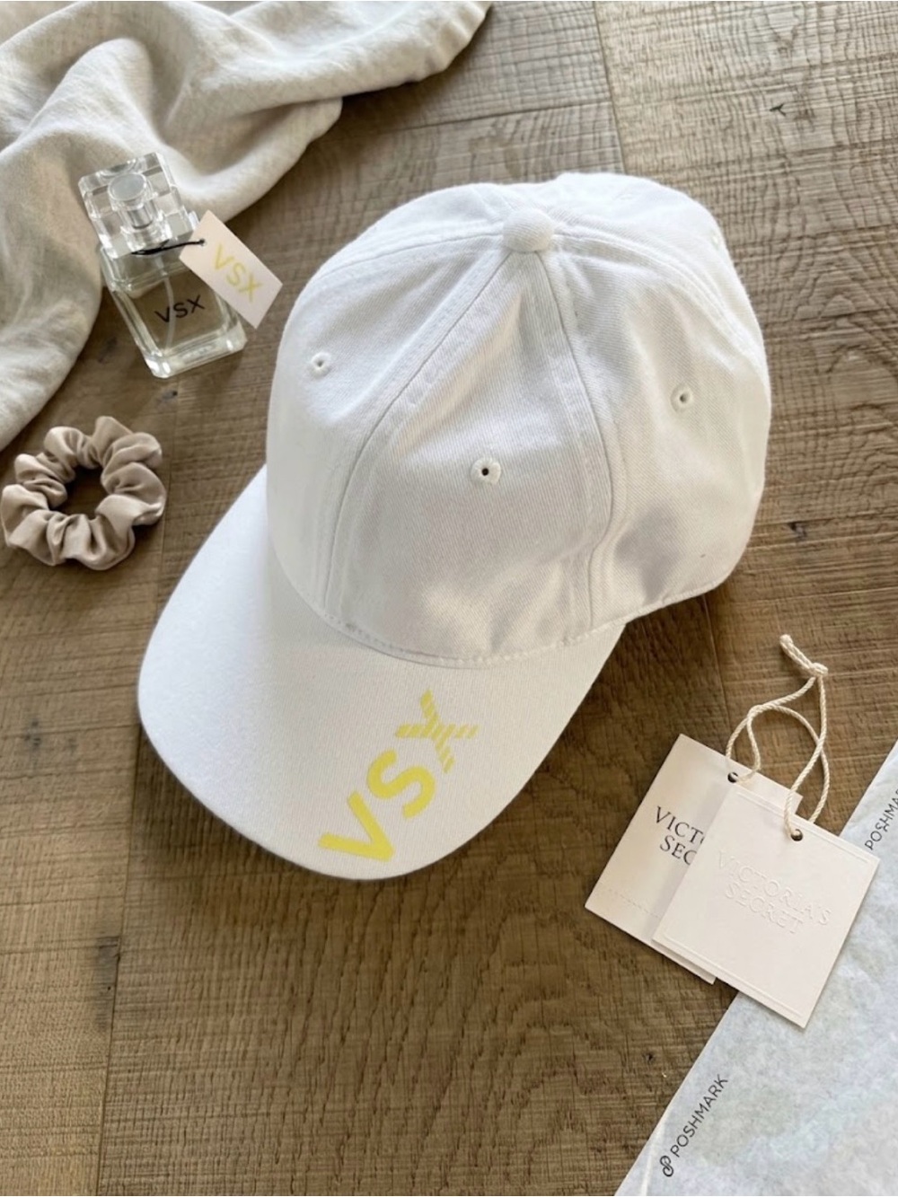 VICTORIA'S SECRET
VSX Baseball Cap